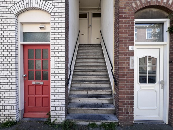 Medium property photo - Jasmijnstraat 12, 2563 RW Den Haag